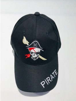 Cap i sort med pirate design 
