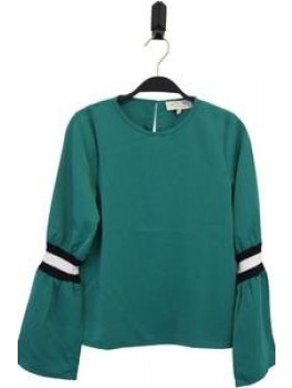 Hound bluse i grøn med og på ærmet er der en elastik stribe i sort og hvid.