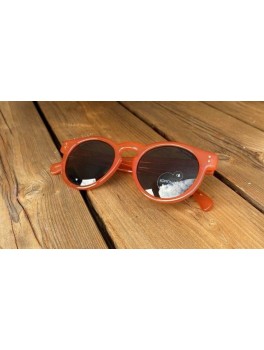 Solbriller Komono i rød med grå glas