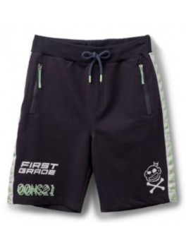 Firstgrade shorts i sort med printet logo foran og bagpå 